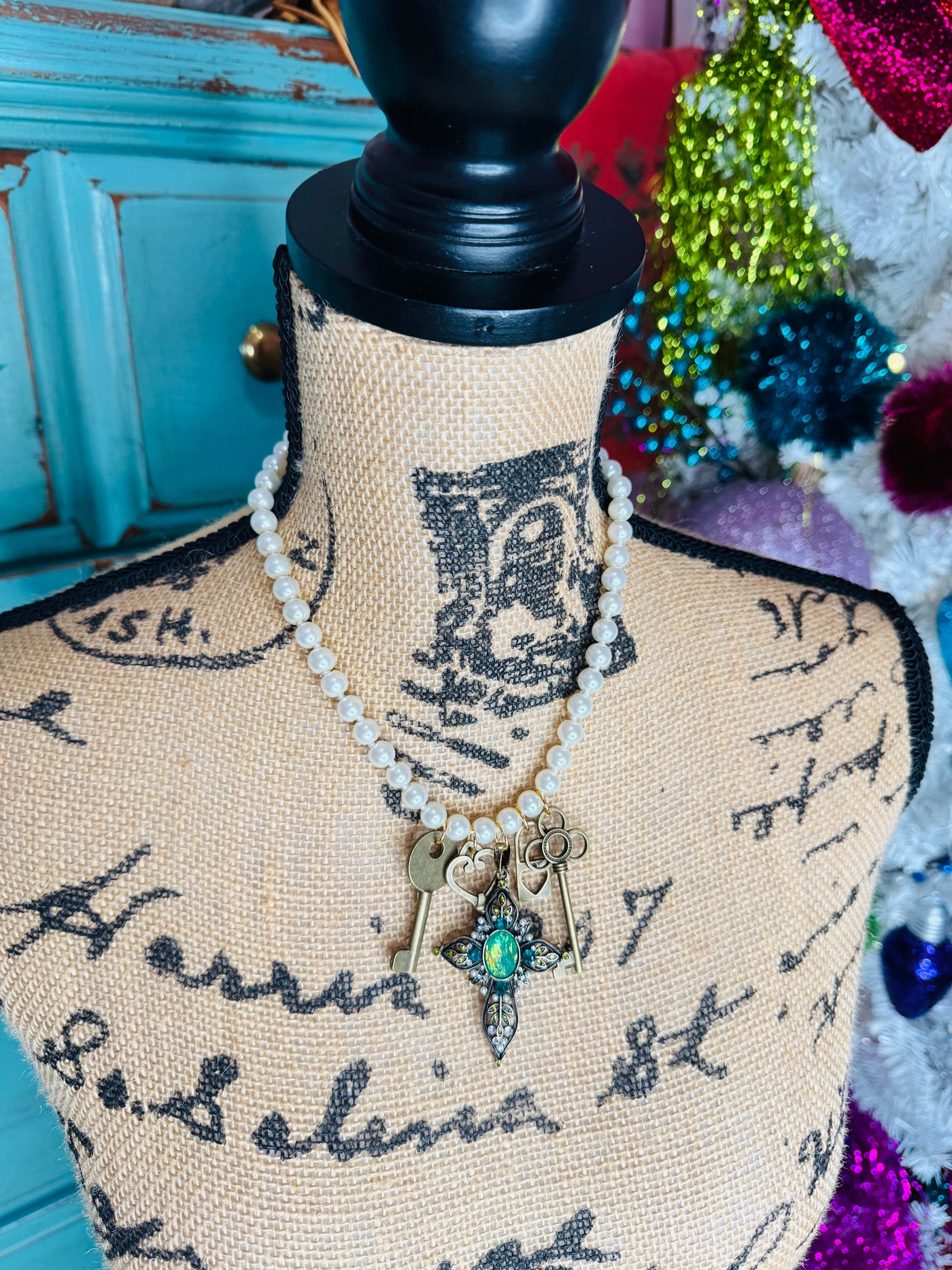 3D Key to my Heart Pearl Necklace