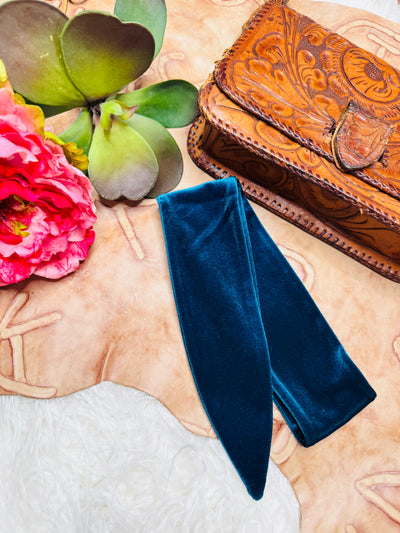 Velvet Scarf Tie