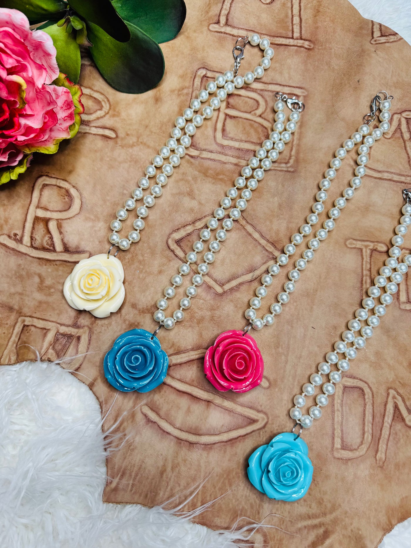 Rose Pearl Necklace