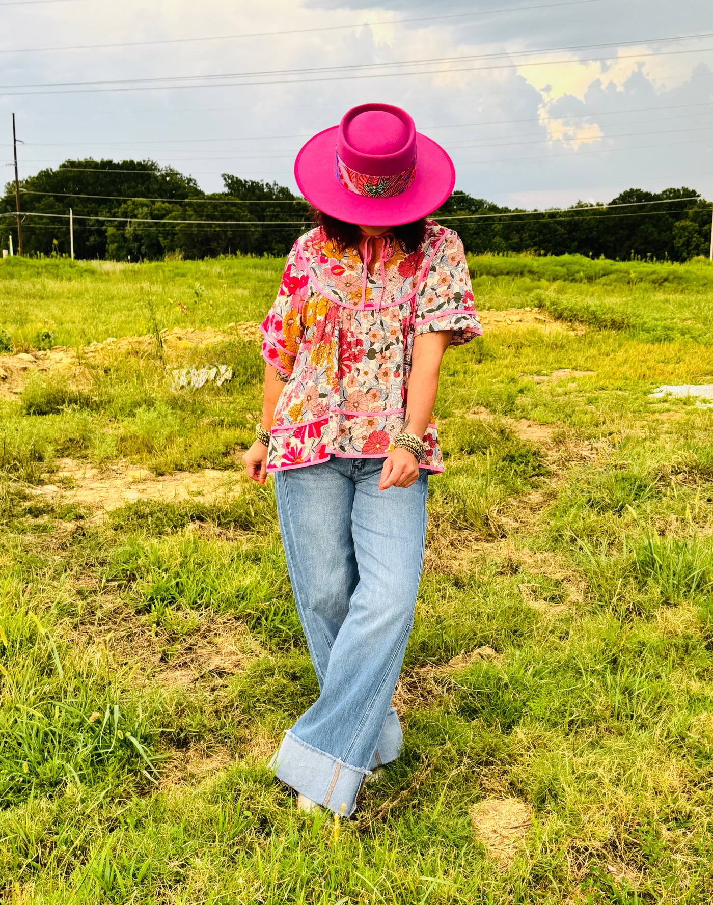 High Rise Cuffed Wide Jeans