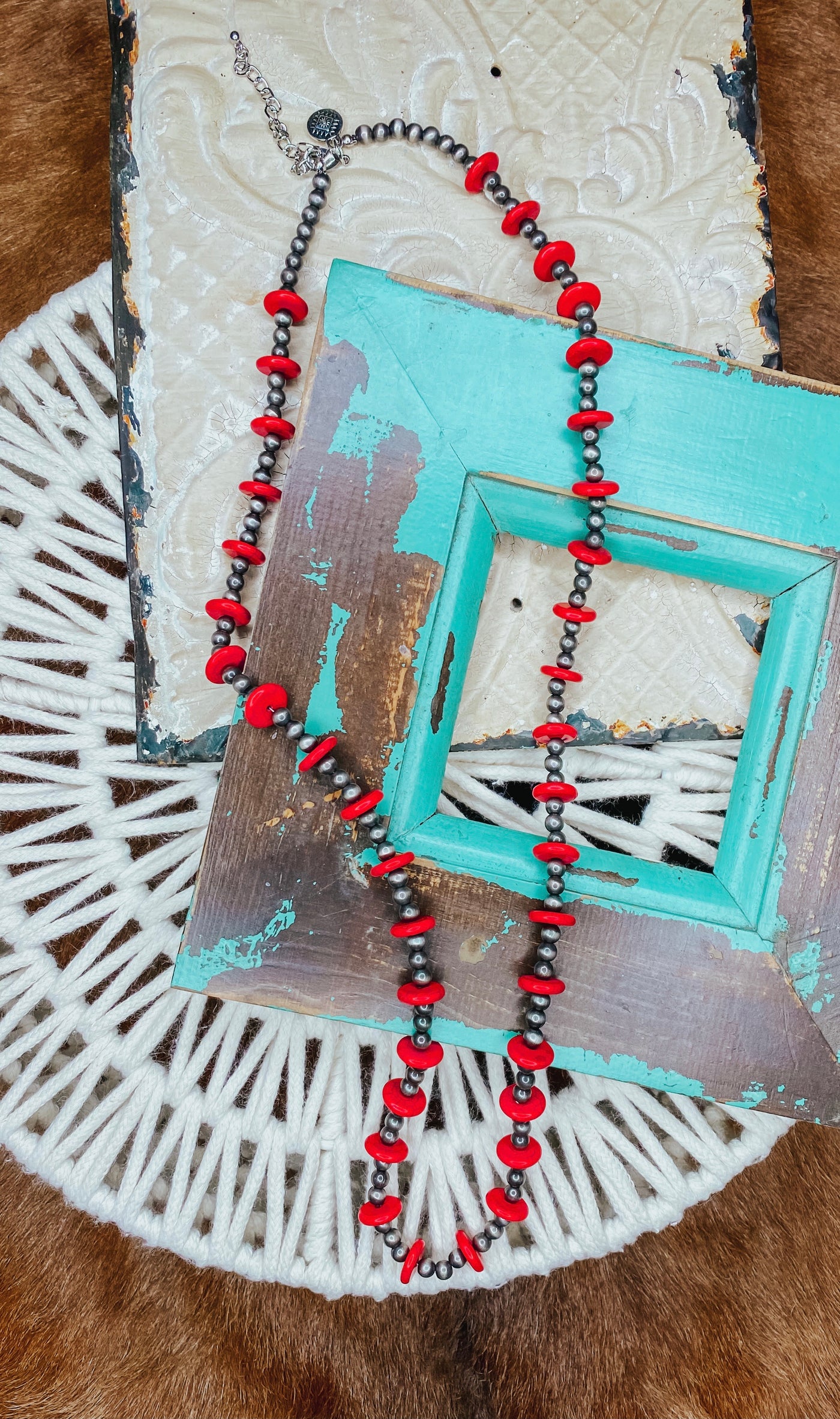 Faux Pearl Beaded Necklace with Red Accents